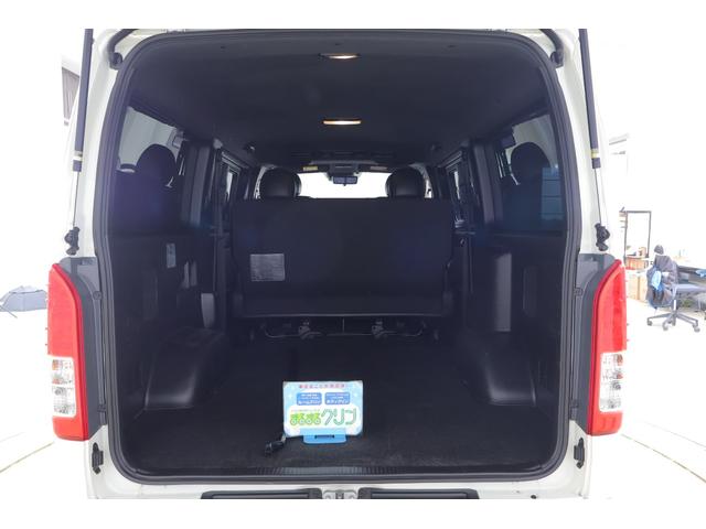 ハイエースバン スーパーＧＬ　ダークプライムＩＩ　衝突被害軽減ブレーキ　純正ナビ　地デジＴＶ　バックカメラ　スマートキー　ＥＴＣ　車線逸脱警報　オートハイビーム　クリアランスソナー　ＬＥＤヘッドライト　デジタルミラー　ＡＣ１００Ｖ電源　Ｂｌｕｅｔｏｏｔｈ接続　横滑防止装置（41枚目）
