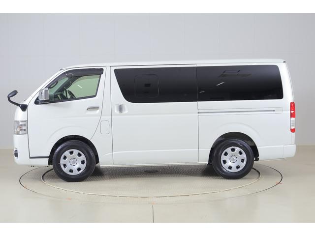 ハイエースバン スーパーＧＬ　ダークプライムＩＩ　衝突被害軽減ブレーキ　純正ナビ　地デジＴＶ　バックカメラ　スマートキー　ＥＴＣ　車線逸脱警報　オートハイビーム　クリアランスソナー　ＬＥＤヘッドライト　デジタルミラー　ＡＣ１００Ｖ電源　Ｂｌｕｅｔｏｏｔｈ接続　横滑防止装置（44枚目）