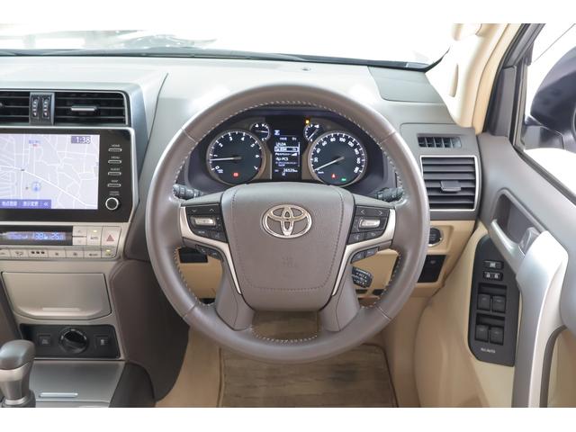 ランドクルーザープラド ＴＸ　Ｌパッケージ４ＷＤ　衝突被害軽減ブレーキ　前後ドラレコ　９インチＤＡナビ　全周囲カメラ　ＥＴＣ２．０　レーダークルーズ　ＢＳＭ　車線逸脱警報　オートハイビーム　本革　シートヒーター＆クール　パワーシート　クリアランスソナー　ＬＥＤヘッドライト　横滑防止装置（13枚目）