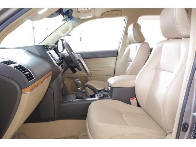 ランドクルーザープラド ＴＸ　Ｌパッケージ４ＷＤ　衝突被害軽減ブレーキ　前後ドラレコ　９インチＤＡナビ　全周囲カメラ　ＥＴＣ２．０　レーダークルーズ　ＢＳＭ　車線逸脱警報　オートハイビーム　本革　シートヒーター＆クール　パワーシート　クリアランスソナー　ＬＥＤヘッドライト　横滑防止装置（42枚目）