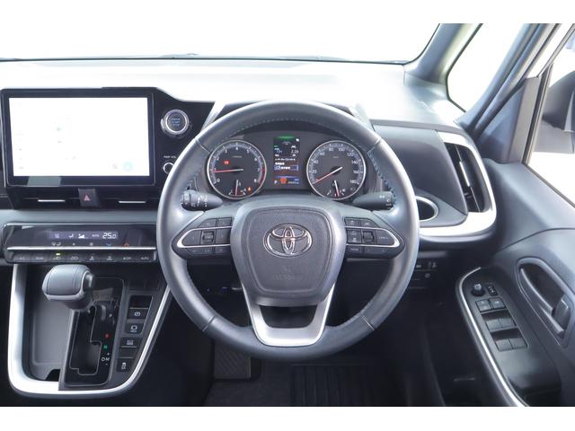 ヴォクシー Ｓ－Ｇ　４ＷＤ　衝突被害軽減ブレーキ　１０．５インチＤＡナビ　地デジＴＶ　バックカメラ　スマートキー　ＥＴＣ２．０　オートハイビーム　レーダークルーズ　車線逸脱警報　クリアランスソナー　両側電動ドア　先行車発進告知機能　ＬＥＤヘッドライト　横滑り防止装置（13枚目）