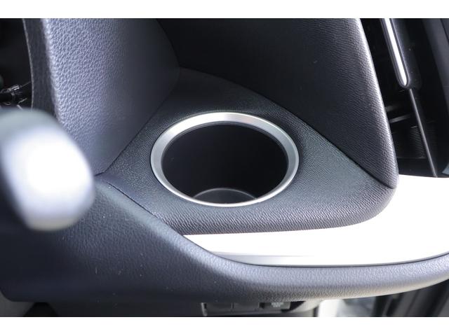 ヴォクシー Ｓ－Ｇ　４ＷＤ　衝突被害軽減ブレーキ　１０．５インチＤＡナビ　地デジＴＶ　バックカメラ　スマートキー　ＥＴＣ２．０　オートハイビーム　レーダークルーズ　車線逸脱警報　クリアランスソナー　両側電動ドア　先行車発進告知機能　ＬＥＤヘッドライト　横滑り防止装置（35枚目）