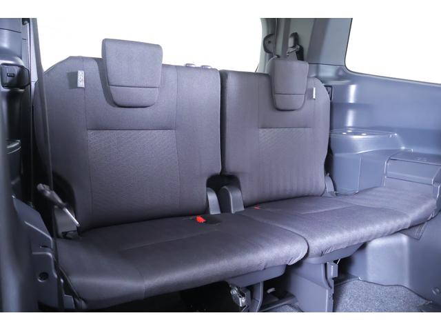 ヴォクシー Ｓ－Ｇ　４ＷＤ　衝突被害軽減ブレーキ　１０．５インチＤＡナビ　地デジＴＶ　バックカメラ　スマートキー　ＥＴＣ２．０　オートハイビーム　レーダークルーズ　車線逸脱警報　クリアランスソナー　両側電動ドア　先行車発進告知機能　ＬＥＤヘッドライト　横滑り防止装置（43枚目）