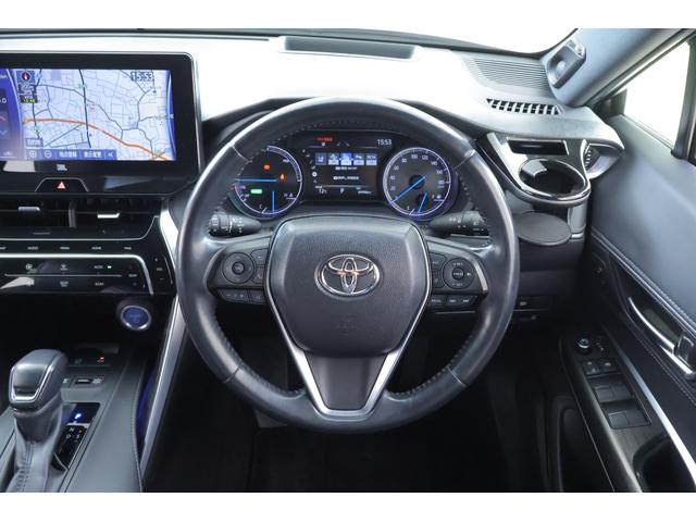 ハリアーハイブリッド Ｚ　レザーパッケージ　衝突被害軽減ブレーキ　レーダークルーズ　１２．３インチＪＢＬプレミアムナビ　地デジＴＶ　全周囲カメラ　ＢＳＭ　車線逸脱警報　クリアランスソナー　ＥＴＣ　シートヒーター＆クール　ステアリングヒーター　パワーバックドア　デジタルミラー　ドラレコ（13枚目）