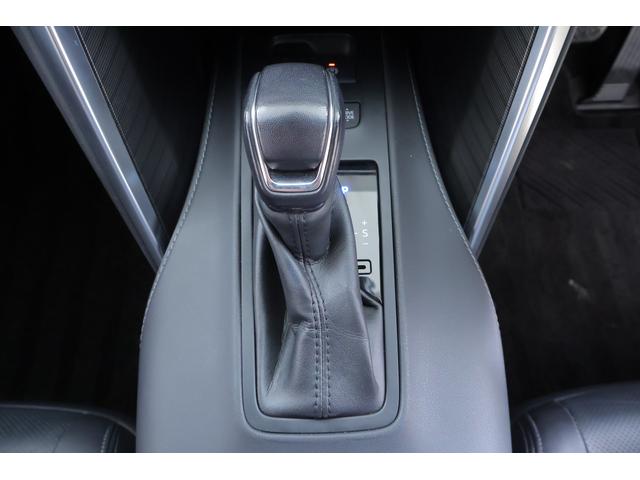 ハリアーハイブリッド Ｚ　レザーパッケージ　衝突被害軽減ブレーキ　レーダークルーズ　１２．３インチＪＢＬプレミアムナビ　地デジＴＶ　全周囲カメラ　ＢＳＭ　車線逸脱警報　クリアランスソナー　ＥＴＣ　シートヒーター＆クール　ステアリングヒーター　パワーバックドア　デジタルミラー　ドラレコ（30枚目）