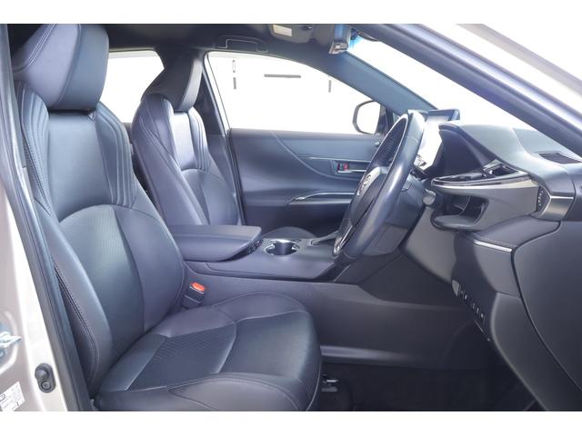 ハリアーハイブリッド Ｚ　レザーパッケージ　衝突被害軽減ブレーキ　レーダークルーズ　１２．３インチＪＢＬプレミアムナビ　地デジＴＶ　全周囲カメラ　ＢＳＭ　車線逸脱警報　クリアランスソナー　ＥＴＣ　シートヒーター＆クール　ステアリングヒーター　パワーバックドア　デジタルミラー　ドラレコ（40枚目）