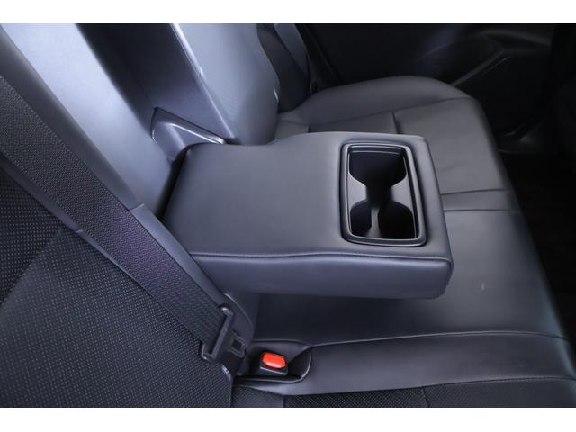 ハリアーハイブリッド Ｚ　レザーパッケージ　衝突被害軽減ブレーキ　レーダークルーズ　１２．３インチＪＢＬプレミアムナビ　地デジＴＶ　全周囲カメラ　ＢＳＭ　車線逸脱警報　クリアランスソナー　ＥＴＣ　シートヒーター＆クール　ステアリングヒーター　パワーバックドア　デジタルミラー　ドラレコ（45枚目）