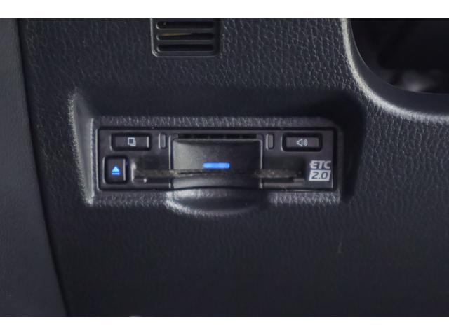 ノア ハイブリッドＳ－Ｚ　衝突被害軽減ブレーキ　レーダークルーズ　純正８インチＤＡ　バックカメラ　スマートキー　ＥＴＣ２．０　オートハイビーム　車線逸脱警報　クリアランスソナー　両側電動ドア　ＡＣ１００Ｖ－１５００Ｗ　シートヒーター　ＬＥＤヘッドライト　ワンオーナー（27枚目）