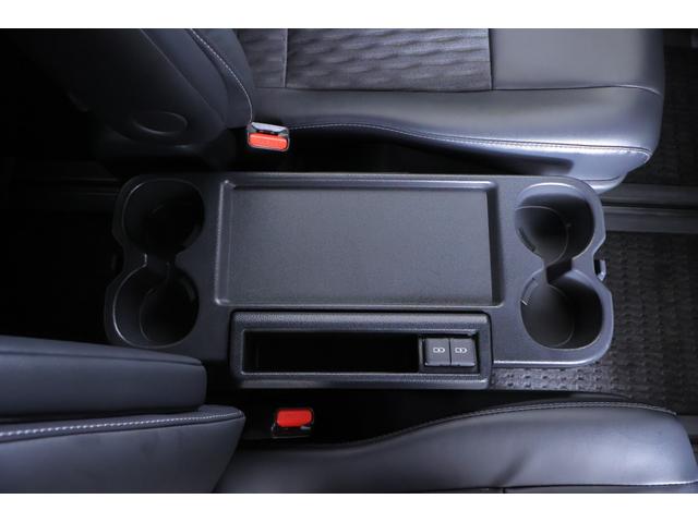 ノア ハイブリッドＳ－Ｚ　衝突被害軽減ブレーキ　レーダークルーズ　純正８インチＤＡ　バックカメラ　スマートキー　ＥＴＣ２．０　オートハイビーム　車線逸脱警報　クリアランスソナー　両側電動ドア　ＡＣ１００Ｖ－１５００Ｗ　シートヒーター　ＬＥＤヘッドライト　ワンオーナー（38枚目）