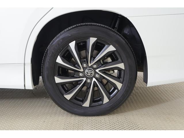 ノア ハイブリッドＳ－Ｚ　衝突被害軽減ブレーキ　レーダークルーズ　純正８インチＤＡ　バックカメラ　スマートキー　ＥＴＣ２．０　オートハイビーム　車線逸脱警報　クリアランスソナー　両側電動ドア　ＡＣ１００Ｖ－１５００Ｗ　シートヒーター　ＬＥＤヘッドライト　ワンオーナー（49枚目）