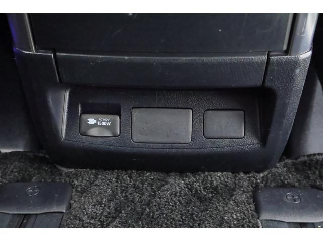 アルファードハイブリッド Ｓ　タイプゴールド　４ＷＤ　モデリスタフルエアロ　サンルーフ　衝突被害軽減ブレーキ　９インチＤＡナビ地デジ　バックカメラ　ＥＴＣ　レーダークルーズ　車線逸脱警報　オートハイビーム　クリアランスソナー　ＡＣ１００Ｖ－１５００Ｗ　パワーバックドア　３眼ＬＥＤライト（45枚目）