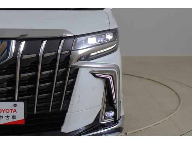 アルファードハイブリッド Ｓ　タイプゴールド　４ＷＤ　モデリスタフルエアロ　サンルーフ　衝突被害軽減ブレーキ　９インチＤＡナビ地デジ　バックカメラ　ＥＴＣ　レーダークルーズ　車線逸脱警報　オートハイビーム　クリアランスソナー　ＡＣ１００Ｖ－１５００Ｗ　パワーバックドア　３眼ＬＥＤライト（54枚目）