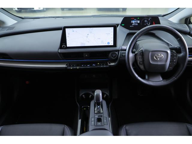 プリウス Z 衝突被害軽減ブレーキ 12.3インチDAナビ 地デジTV 全周囲カメラ ETC2.0 レーダークルーズ 車線逸脱警報 オートハイビーム BSM シートヒーター&クール ステアリングヒーター AC100V-1500W クリアランスソナー パワーバックドア(12枚目)