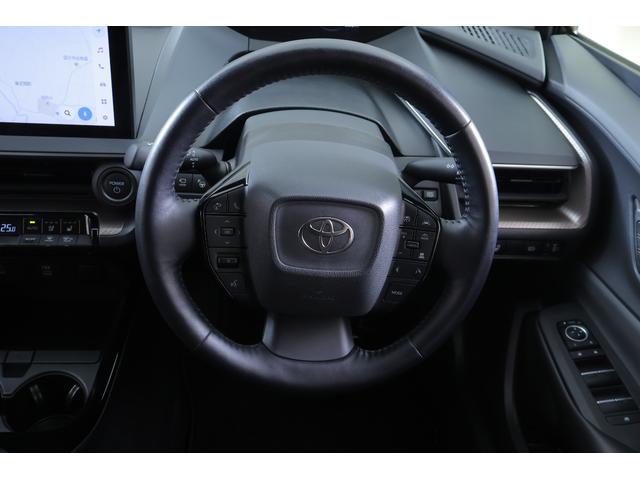 プリウス Z 衝突被害軽減ブレーキ 12.3インチDAナビ 地デジTV 全周囲カメラ ETC2.0 レーダークルーズ 車線逸脱警報 オートハイビーム BSM シートヒーター&クール ステアリングヒーター AC100V-1500W クリアランスソナー パワーバックドア(13枚目)