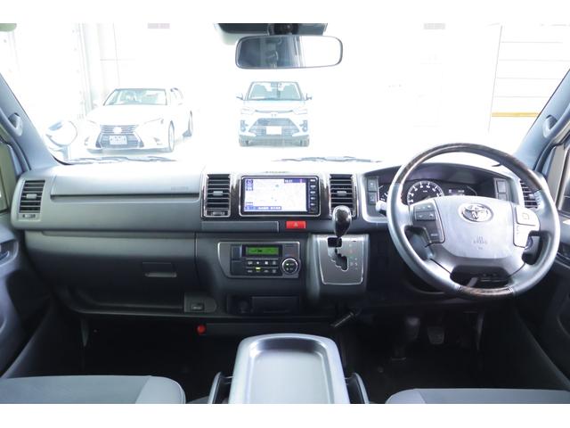 ハイエースバン スーパーGLダークプライムII 4WD 衝突被害軽減ブレーキ 純正SDナビTV 全周囲カメラ スマートキー ETC2.0 車線逸脱警報 オートハイビーム クリアランスソナー LEDヘッドライト AC100V電源 Bluetooth接続 横滑り防止装置(12枚目)