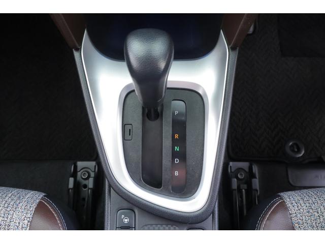 ヤリスクロス ハイブリッドＺ　衝突被害軽減ブレーキ　８インチＤＡ地デジＴＶ　全周囲カメラ　ＢＳＭ　レーダークルーズ　車線逸脱警報　オートハイビーム　クリアランスソナー　ＥＴＣ　パワーシート　シートヒーター　ドラレコ　Ｂｌｕｅｔｏｏｔｈ接続　ＬＥＤヘッドライト　横滑り防止装置（28枚目）