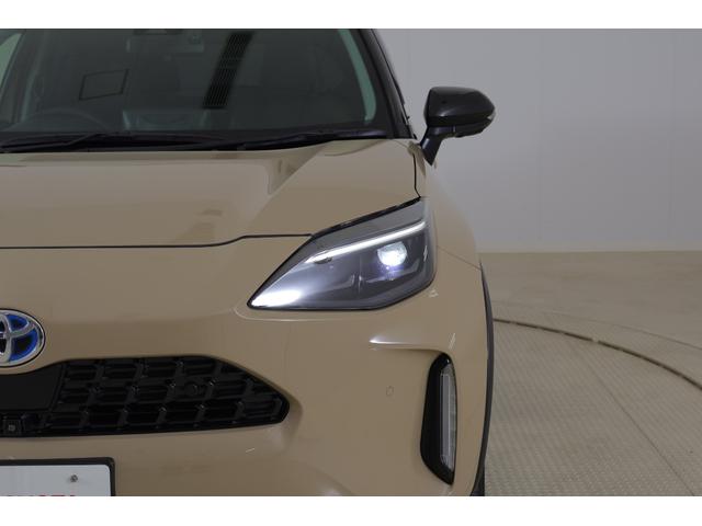 ヤリスクロス ハイブリッドＺ　衝突被害軽減ブレーキ　８インチＤＡ地デジＴＶ　全周囲カメラ　ＢＳＭ　レーダークルーズ　車線逸脱警報　オートハイビーム　クリアランスソナー　ＥＴＣ　パワーシート　シートヒーター　ドラレコ　Ｂｌｕｅｔｏｏｔｈ接続　ＬＥＤヘッドライト　横滑り防止装置（49枚目）