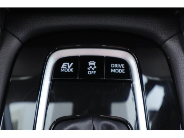 カローラクロス ハイブリッド　Ｚ　４ＷＤ　衝突被害軽減ブレーキ　前後ドラレコ　１０．５インチＤＡナビ　地デジＴＶ　全周囲カメラ　ＢＳＭ　レーダークルーズ　車線逸脱警報　オートハイビーム　クリアランスソナー　ＥＴＣ２．０　シートヒーター　ＡＣ１００Ｖ－１５００Ｗ　パワーバックドア（31枚目）