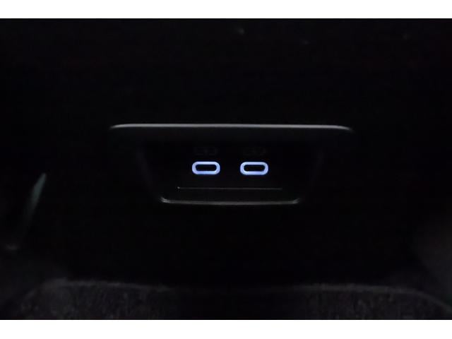 カローラクロス ハイブリッド　Ｚ　４ＷＤ　衝突被害軽減ブレーキ　前後ドラレコ　１０．５インチＤＡナビ　地デジＴＶ　全周囲カメラ　ＢＳＭ　レーダークルーズ　車線逸脱警報　オートハイビーム　クリアランスソナー　ＥＴＣ２．０　シートヒーター　ＡＣ１００Ｖ－１５００Ｗ　パワーバックドア（45枚目）