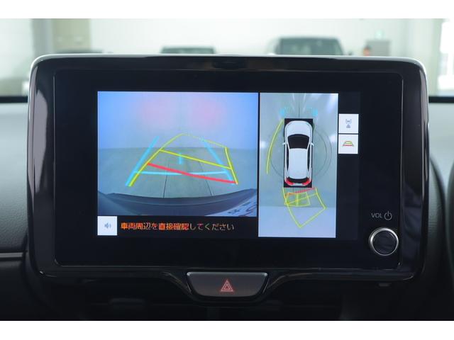 ヤリスクロス ハイブリッドＺ　衝突被害軽減ブレーキ　レーダークルーズ　純正８インチＤＡ　全周囲カメラ　スマートキー　ＥＴＣ　車線逸脱警報　オートハイビーム　ＢＳＭ　クリアランスソナー　前後ドラレコ　シートヒーター　ステアリングヒーター　ＬＥＤライト　パワーバックドア（14枚目）