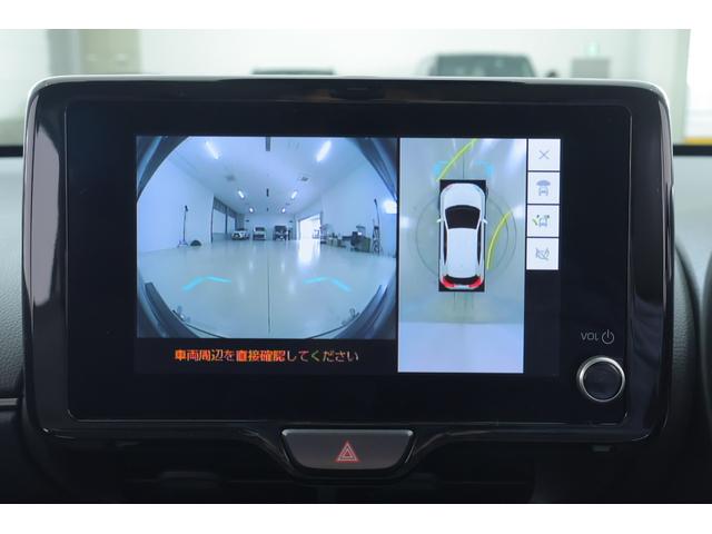 ヤリスクロス ハイブリッドＺ　衝突被害軽減ブレーキ　レーダークルーズ　純正８インチＤＡ　全周囲カメラ　スマートキー　ＥＴＣ　車線逸脱警報　オートハイビーム　ＢＳＭ　クリアランスソナー　前後ドラレコ　シートヒーター　ステアリングヒーター　ＬＥＤライト　パワーバックドア（15枚目）