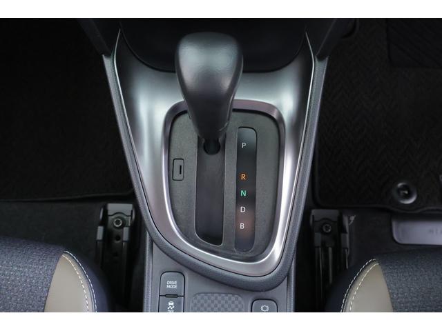 ヤリスクロス ハイブリッドＺ　衝突被害軽減ブレーキ　レーダークルーズ　純正８インチＤＡ　全周囲カメラ　スマートキー　ＥＴＣ　車線逸脱警報　オートハイビーム　ＢＳＭ　クリアランスソナー　前後ドラレコ　シートヒーター　ステアリングヒーター　ＬＥＤライト　パワーバックドア（27枚目）