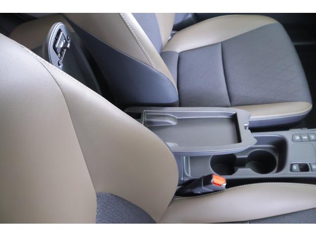 ヤリスクロス ハイブリッドＺ　衝突被害軽減ブレーキ　レーダークルーズ　純正８インチＤＡ　全周囲カメラ　スマートキー　ＥＴＣ　車線逸脱警報　オートハイビーム　ＢＳＭ　クリアランスソナー　前後ドラレコ　シートヒーター　ステアリングヒーター　ＬＥＤライト　パワーバックドア（36枚目）