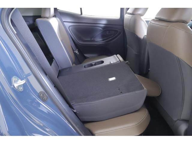 ヤリスクロス ハイブリッドＺ　衝突被害軽減ブレーキ　レーダークルーズ　純正８インチＤＡ　全周囲カメラ　スマートキー　ＥＴＣ　車線逸脱警報　オートハイビーム　ＢＳＭ　クリアランスソナー　前後ドラレコ　シートヒーター　ステアリングヒーター　ＬＥＤライト　パワーバックドア（44枚目）