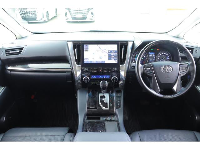 アルファードハイブリッド ＳＲ　Ｃパッケージ　４ＷＤ　衝突被害軽減ブレーキ　ＪＢＬナビ　地デジＴＶ　全周囲カメラ　１３．３インチリアエンター　レーダークルーズ　車線逸脱警報　ＢＳＭ　デジタルミラー　ドラレコ　シートヒーター＆クール　ステアリングヒーター　３眼ＬＥＤライト　パワーバックドア（12枚目）