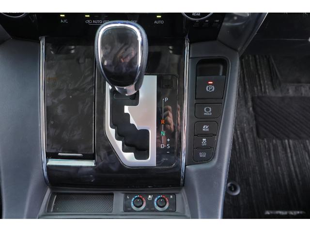 アルファードハイブリッド ＳＲ　Ｃパッケージ　４ＷＤ　衝突被害軽減ブレーキ　ＪＢＬナビ　地デジＴＶ　全周囲カメラ　１３．３インチリアエンター　レーダークルーズ　車線逸脱警報　ＢＳＭ　デジタルミラー　ドラレコ　シートヒーター＆クール　ステアリングヒーター　３眼ＬＥＤライト　パワーバックドア（28枚目）