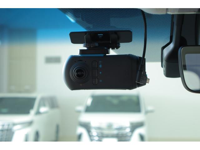 アルファードハイブリッド ＳＲ　Ｃパッケージ　４ＷＤ　衝突被害軽減ブレーキ　ＪＢＬナビ　地デジＴＶ　全周囲カメラ　１３．３インチリアエンター　レーダークルーズ　車線逸脱警報　ＢＳＭ　デジタルミラー　ドラレコ　シートヒーター＆クール　ステアリングヒーター　３眼ＬＥＤライト　パワーバックドア（39枚目）