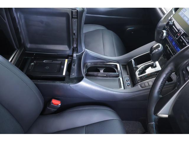 アルファードハイブリッド ＳＲ　Ｃパッケージ　４ＷＤ　衝突被害軽減ブレーキ　ＪＢＬナビ　地デジＴＶ　全周囲カメラ　１３．３インチリアエンター　レーダークルーズ　車線逸脱警報　ＢＳＭ　デジタルミラー　ドラレコ　シートヒーター＆クール　ステアリングヒーター　３眼ＬＥＤライト　パワーバックドア（41枚目）