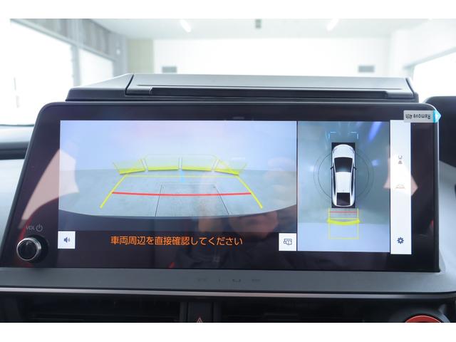 プリウス Ｚ　４ＷＤ　パノラマルーフ　衝突被害軽減ブレーキ　ＢＳＭ　１２．３インチＤＡ　地デジＴＶ　全周囲カメラ　レーダークルーズ　車線逸脱警報　シートヒーター＆クール　ステアリングヒーター　ＡＣ１００Ｖ－１５００Ｗ　デジタルミラー　前後ドラレコ　パワーバックドア（15枚目）