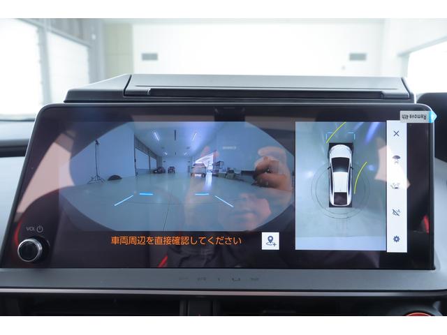 プリウス Ｚ　４ＷＤ　パノラマルーフ　衝突被害軽減ブレーキ　ＢＳＭ　１２．３インチＤＡ　地デジＴＶ　全周囲カメラ　レーダークルーズ　車線逸脱警報　シートヒーター＆クール　ステアリングヒーター　ＡＣ１００Ｖ－１５００Ｗ　デジタルミラー　前後ドラレコ　パワーバックドア（17枚目）