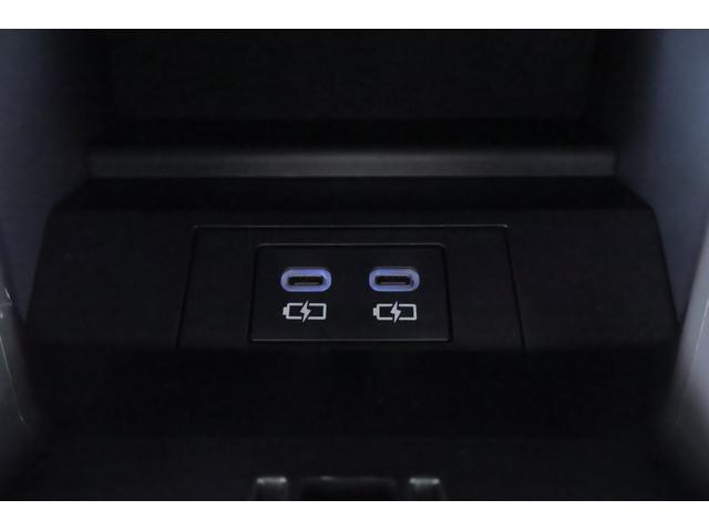 プリウス Ｚ　４ＷＤ　パノラマルーフ　衝突被害軽減ブレーキ　ＢＳＭ　１２．３インチＤＡ　地デジＴＶ　全周囲カメラ　レーダークルーズ　車線逸脱警報　シートヒーター＆クール　ステアリングヒーター　ＡＣ１００Ｖ－１５００Ｗ　デジタルミラー　前後ドラレコ　パワーバックドア（41枚目）