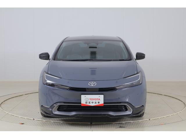 プリウス Ｚ　４ＷＤ　パノラマルーフ　衝突被害軽減ブレーキ　ＢＳＭ　１２．３インチＤＡ　地デジＴＶ　全周囲カメラ　レーダークルーズ　車線逸脱警報　シートヒーター＆クール　ステアリングヒーター　ＡＣ１００Ｖ－１５００Ｗ　デジタルミラー　前後ドラレコ　パワーバックドア（54枚目）