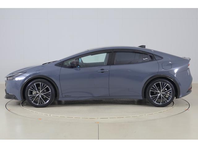 プリウス Ｚ　４ＷＤ　パノラマルーフ　衝突被害軽減ブレーキ　ＢＳＭ　１２．３インチＤＡ　地デジＴＶ　全周囲カメラ　レーダークルーズ　車線逸脱警報　シートヒーター＆クール　ステアリングヒーター　ＡＣ１００Ｖ－１５００Ｗ　デジタルミラー　前後ドラレコ　パワーバックドア（55枚目）