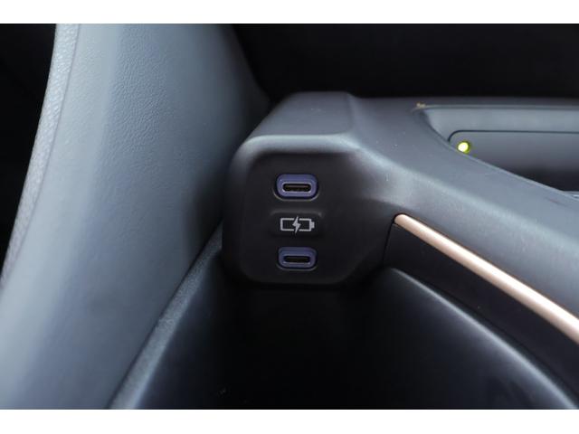 クラウンクロスオーバー Ｇアドバンスド・レザーパッケージ　４ＷＤ　１２．３インチＤＡ　地デジＴＶ　全周囲カメラ　ＢＳＭ　衝突被害軽減ブレーキ　レーダークルーズ　クリアランスソナー　ＥＴＣ　シートヒーター＆クール　パワーバックドア　ＡＣ１００Ｖ－１５００Ｗ　前後ドラレコ　４眼ＬＥＤライト（30枚目）