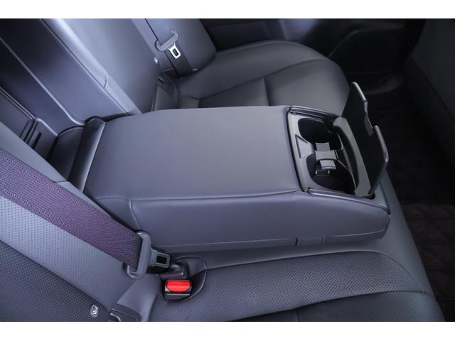 クラウンクロスオーバー Ｇアドバンスド・レザーパッケージ　４ＷＤ　１２．３インチＤＡ　地デジＴＶ　全周囲カメラ　ＢＳＭ　衝突被害軽減ブレーキ　レーダークルーズ　クリアランスソナー　ＥＴＣ　シートヒーター＆クール　パワーバックドア　ＡＣ１００Ｖ－１５００Ｗ　前後ドラレコ　４眼ＬＥＤライト（49枚目）