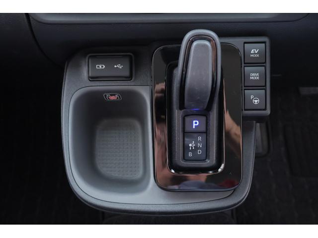 シエンタ ハイブリッドＺ　衝突被害軽減ブレーキ　１０．５インチＤＡナビ　地デジＴＶ　全周囲カメラ　ＢＳＭ　ドラレコ　スマートキー　ＥＴＣ２．０　レーダークルーズ　オートハイビーム　車線逸脱警報　クリアランスソナー　両側電動ドア　ＡＣ１００Ｖ－１５００Ｗ　ＬＥＤヘッドライト（29枚目）