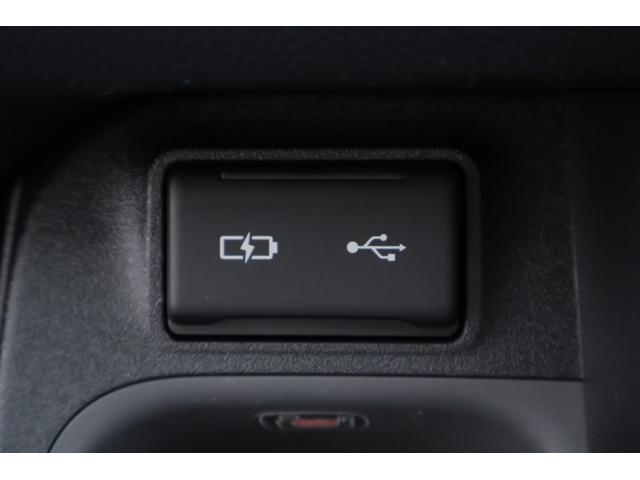 シエンタ ハイブリッドＺ　衝突被害軽減ブレーキ　１０．５インチＤＡナビ　地デジＴＶ　全周囲カメラ　ＢＳＭ　ドラレコ　スマートキー　ＥＴＣ２．０　レーダークルーズ　オートハイビーム　車線逸脱警報　クリアランスソナー　両側電動ドア　ＡＣ１００Ｖ－１５００Ｗ　ＬＥＤヘッドライト（31枚目）