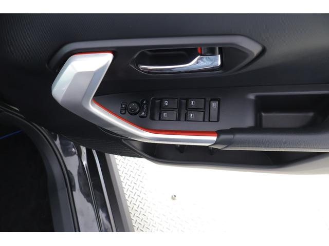 ライズ Ｚ　衝突被害軽減ブレーキ　レーダークルーズ　９インチＤＡ　地デジＴＶ　全周囲カメラ　スマートキー　ＥＴＣ２．０　オートハイビーム　車線逸脱警報　コーナーセンサー　シートヒーター　前後ドラレコ　ＬＥＤヘッドライト　ＡＣ１００Ｖ－１５００Ｗ　ワンオーナー（40枚目）