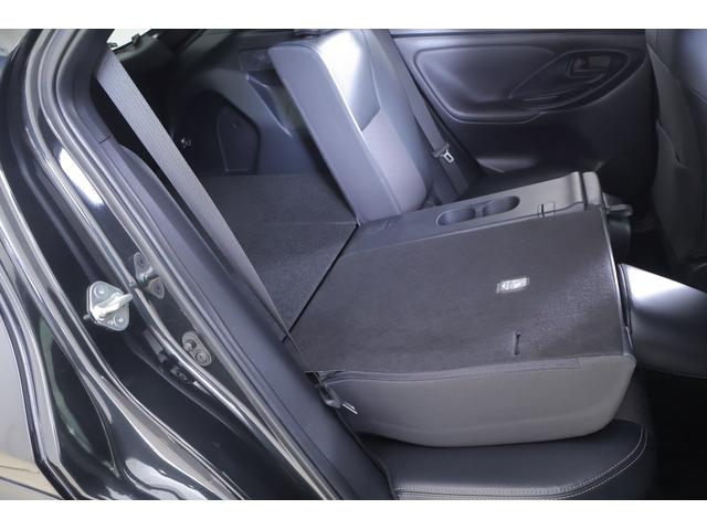 ヤリスクロス ハイブリッドＺ　衝突被害軽減ブレーキ　レーダークルーズ　純正８インチＤＡ　全周囲カメラ　オートハイビーム　車線逸脱警報　クリアランスソナー　スマートキー　ＥＴＣ　シートヒーター　ステアリングヒーター　Ｂｌｕｅｔｏｏｔｈ接続　ＬＥＤヘッドライト　横滑防止装置（38枚目）