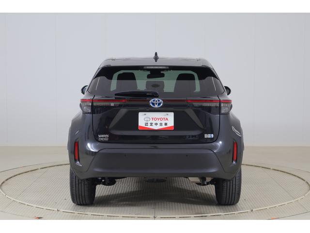 ヤリスクロス ハイブリッドＺ　衝突被害軽減ブレーキ　レーダークルーズ　純正８インチＤＡ　全周囲カメラ　オートハイビーム　車線逸脱警報　クリアランスソナー　スマートキー　ＥＴＣ　シートヒーター　ステアリングヒーター　Ｂｌｕｅｔｏｏｔｈ接続　ＬＥＤヘッドライト　横滑防止装置（43枚目）