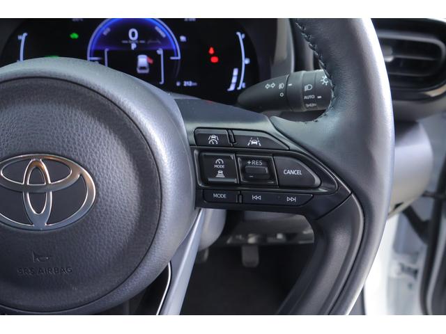 ヤリスクロス ハイブリッド　Ｚ　衝突被害軽減ブレーキ　純正８インチＤＡナビ　地デジＴＶ　全周囲カメラ　スマートキー　ＥＴＣ２．０　レーダークルーズ　車線逸脱警報　オートハイビーム　ＢＳＭ　クリアランスソナー　シートヒーター　ステアリングヒーター　ＬＥＤライト　横滑り防止装置（23枚目）