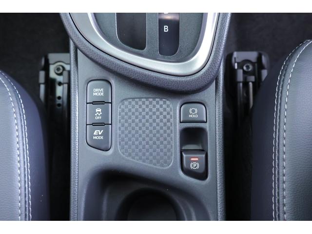 ヤリスクロス ハイブリッド　Ｚ　衝突被害軽減ブレーキ　純正８インチＤＡナビ　地デジＴＶ　全周囲カメラ　スマートキー　ＥＴＣ２．０　レーダークルーズ　車線逸脱警報　オートハイビーム　ＢＳＭ　クリアランスソナー　シートヒーター　ステアリングヒーター　ＬＥＤライト　横滑り防止装置（28枚目）