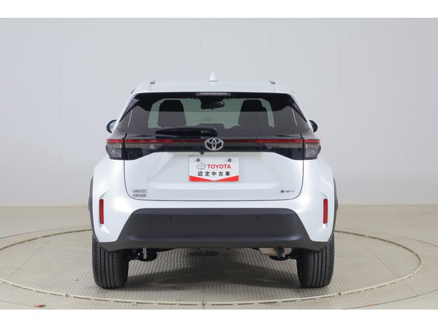 ヤリスクロス ハイブリッド　Ｚ　衝突被害軽減ブレーキ　純正８インチＤＡナビ　地デジＴＶ　全周囲カメラ　スマートキー　ＥＴＣ２．０　レーダークルーズ　車線逸脱警報　オートハイビーム　ＢＳＭ　クリアランスソナー　シートヒーター　ステアリングヒーター　ＬＥＤライト　横滑り防止装置（43枚目）