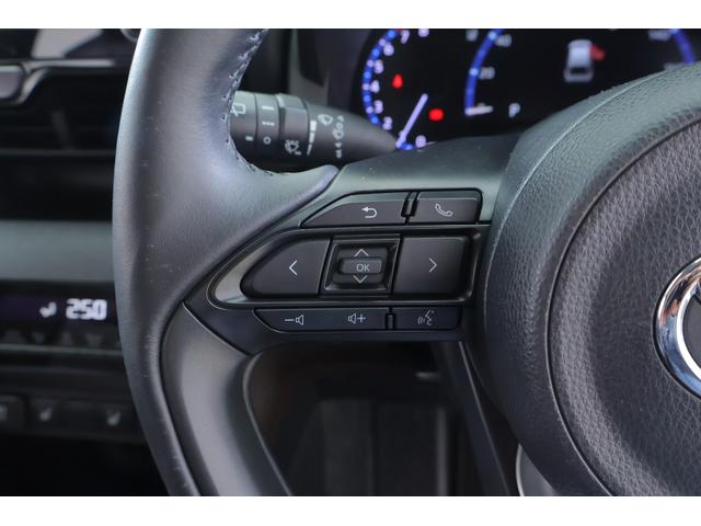 ヤリスクロス Ｚ　衝突被害軽減ブレーキ　レーダークルーズ　８インチＤＡナビ　地デジＴＶ　全周囲カメラ　ＢＳＭ　オートハイビーム　車線逸脱警報　クリアランスソナー　スマートキー　ＥＴＣ２．０　シートヒーター　ステアリングヒーター　前後ドラレコ　パワーバックドア　ワンオーナー（22枚目）