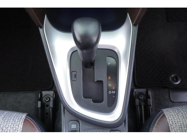 ヤリスクロス Ｚ　衝突被害軽減ブレーキ　レーダークルーズ　８インチＤＡナビ　地デジＴＶ　全周囲カメラ　ＢＳＭ　オートハイビーム　車線逸脱警報　クリアランスソナー　スマートキー　ＥＴＣ２．０　シートヒーター　ステアリングヒーター　前後ドラレコ　パワーバックドア　ワンオーナー（27枚目）