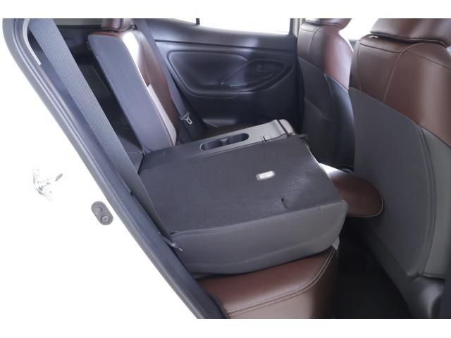 ヤリスクロス Ｚ　衝突被害軽減ブレーキ　レーダークルーズ　８インチＤＡナビ　地デジＴＶ　全周囲カメラ　ＢＳＭ　オートハイビーム　車線逸脱警報　クリアランスソナー　スマートキー　ＥＴＣ２．０　シートヒーター　ステアリングヒーター　前後ドラレコ　パワーバックドア　ワンオーナー（43枚目）